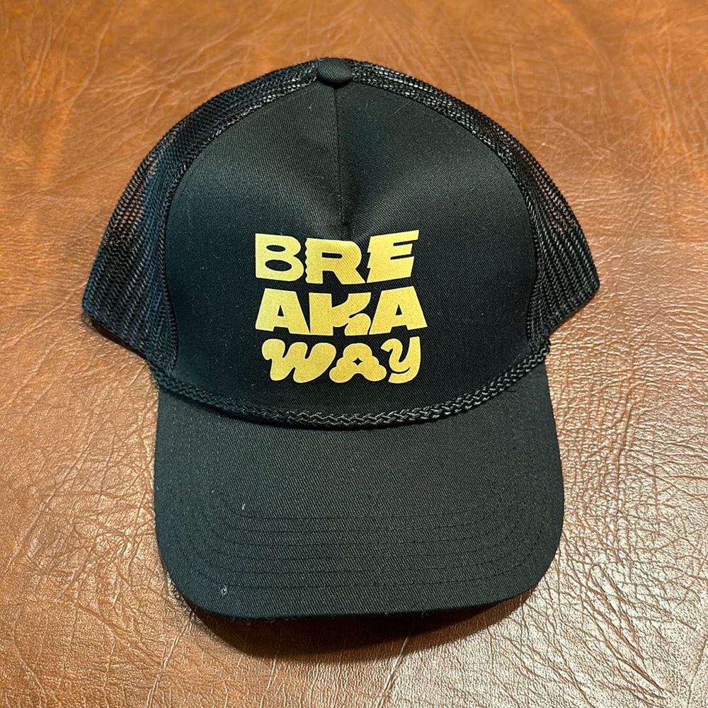 NWOT BREAKAWAY trucker hat